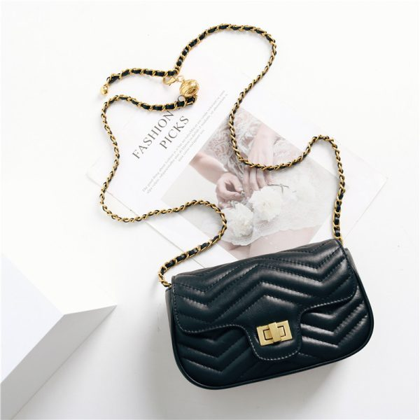 ブランド ショルダーバッグ 韓国 キルティング チェーン バッグ 女性  