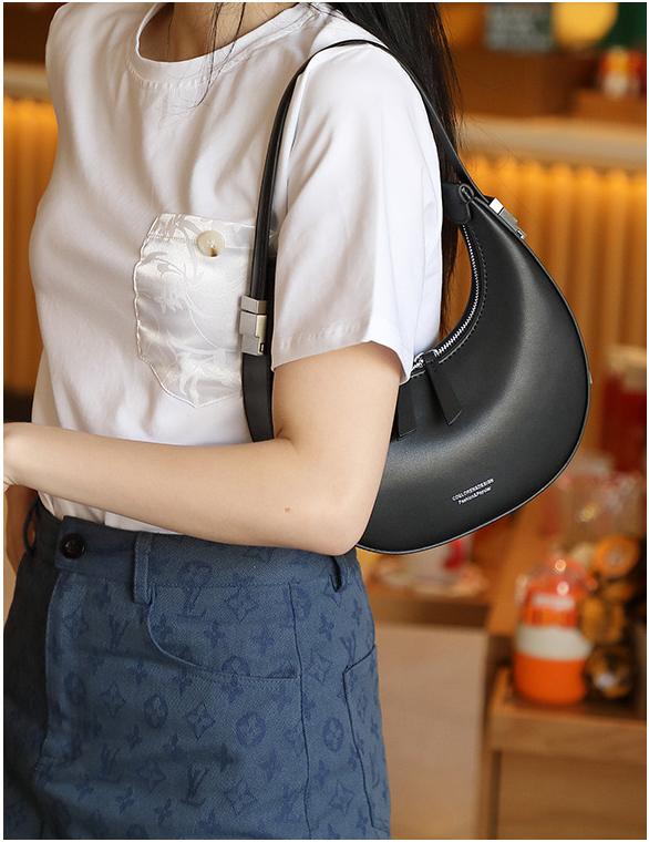 本革 ムーンバッグ 新作 ミニ ショルダーバッグ エレガント  