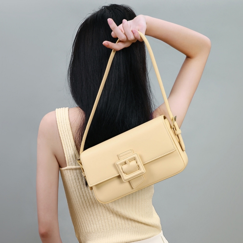 ミニショルダーバッグ 本革 3way バッグ レディース 軽い 女性 バッグ 