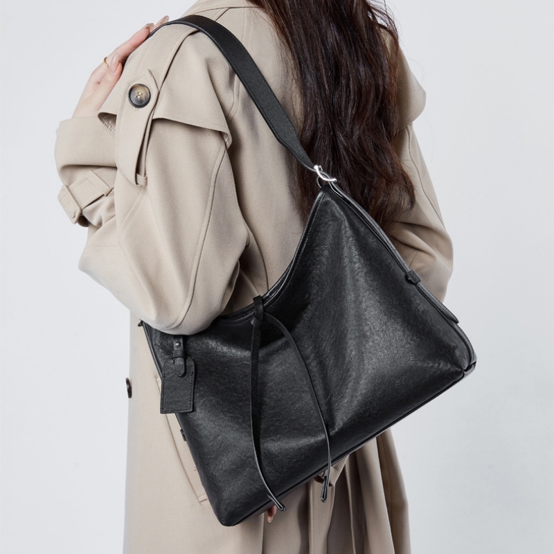 斜め掛け バッグ レディースバッグ レディース トート革 バッグ レディースバッグ レディース a4バッグ レディース 通勤バッグ レディース おしゃれ トートバッグ レディース 小さめ 本革 ショルダーベルト 付き レザー