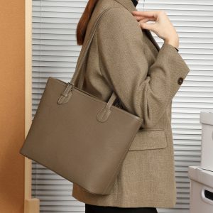 本 革 トート バッグ レディース トート バッグ レディース 人気 40 代 ビジネス トート バッグ 通勤 バッグ 女性 軽い a4 革 の 手提げ バッグ 大人 バッグ レディース 人気