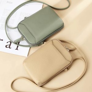 スマホショルダー 本革 スマホポーチ 革 ミニ ショルダー ポシェット ショルダー バッグ 縦 型 ミニ ショルダー バッグ かわいい ミニ バッグ 財布 代わり