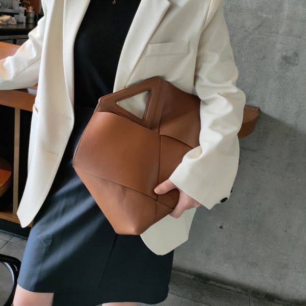 本革 トートバッグ 40 代 女性 通勤 バッグ トート バッグ おしゃれ パソコン が 入る トート バッグ 巾着 付き バッグ ショルダー バッグ 仕事 用 トート バッグ 大 容量 韓国 編み風 - 画像 (7)