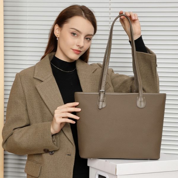 本 革 トート バッグ レディース トート バッグ レディース 人気 40 代 ビジネス トート バッグ 通勤 バッグ 女性 軽い a4 革 の 手提げ バッグ 大人 バッグ レディース 人気