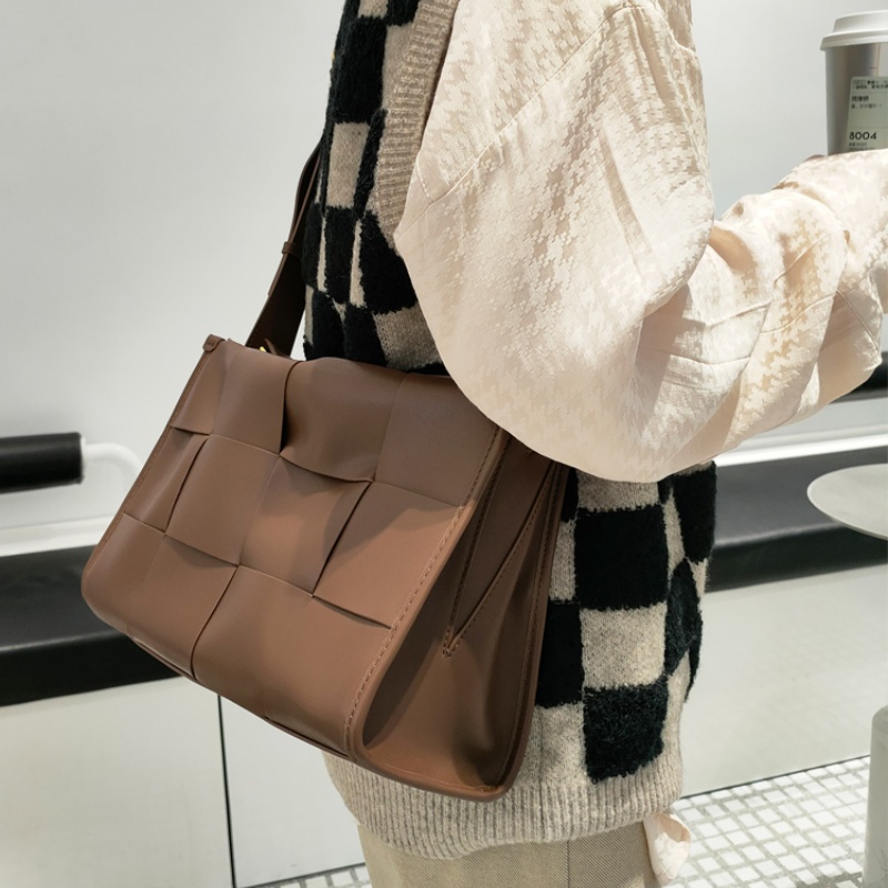 編み込み ショルダー バッグ 仕事 用 ショルダー バッグ 通勤 バッグ 