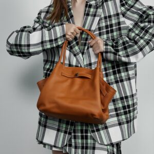 バケット トート バケツ 型 トート バッグ 本 革 手提げ バッグ トート バッグ レディース 人気 40 代 通勤 普段 使い も できる フォーマル バッグ