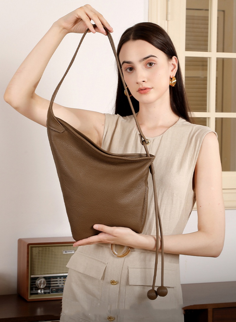 アシンメトリー ショルダー バッグ 本 革 ショルダー バッグ 2way 個性 的 ショルダー バッグ 女性 バッグ 人気 20 代 カジュアル 普段 使い バッグ 40 代 大人 可愛い バッグ 40 代
