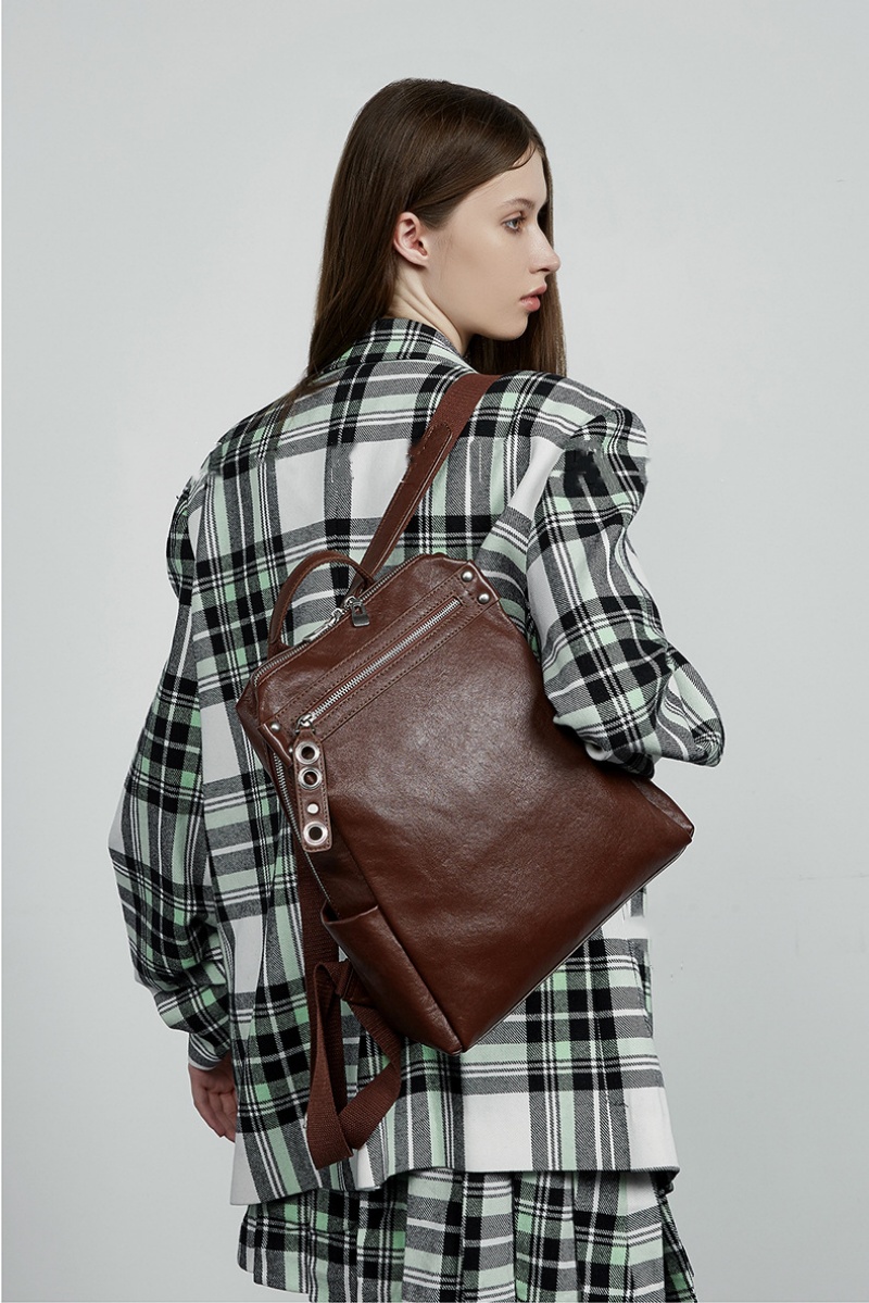 本革 リュックサック レザー バック パック おすすめ リュック 一泊 旅行 リュック ビジネス 出張 マザーズバッグ リュック ママ バッグ リュック 芸能人