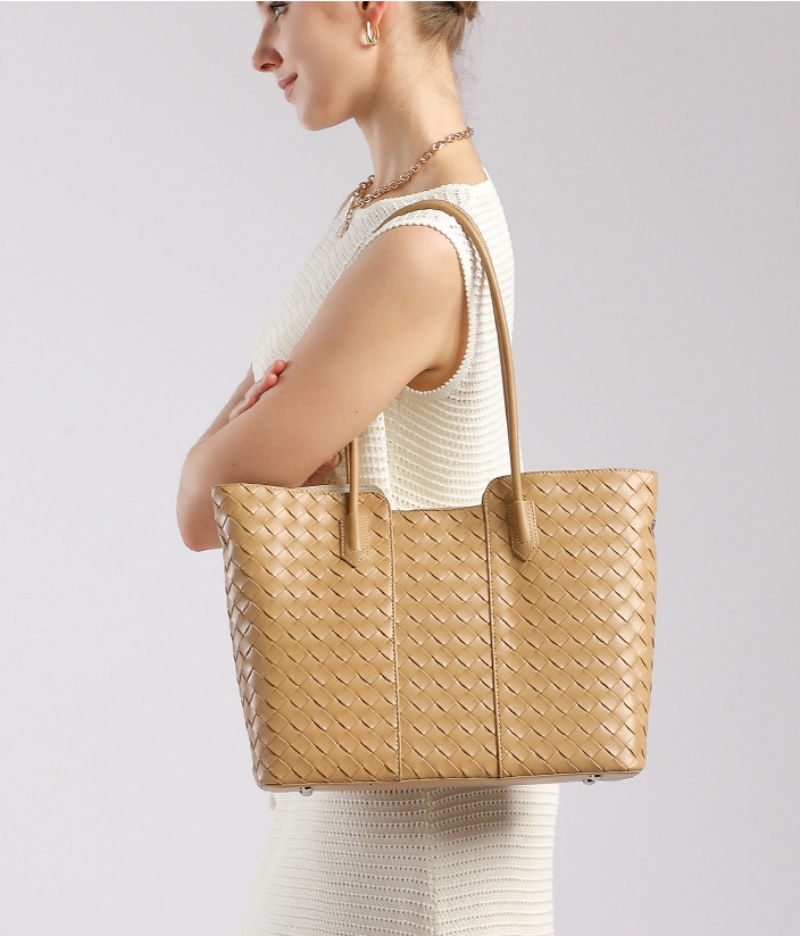 本 革 トート バッグ 柔らかい レザー 編み込み バッグ 通勤 レディース トート バッグ 革 バッグ 肩掛け 50 代 トート バッグ カジュアル マザーズ バッグ 本 革