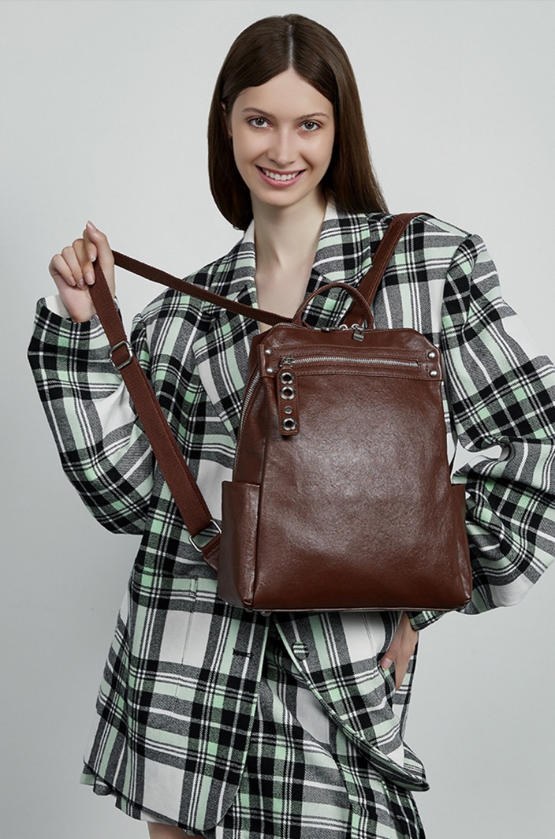 本革 リュックサック レザー バック パック おすすめ リュック 一泊 旅行 リュック ビジネス 出張 マザーズバッグ リュック ママ バッグ リュック 芸能人