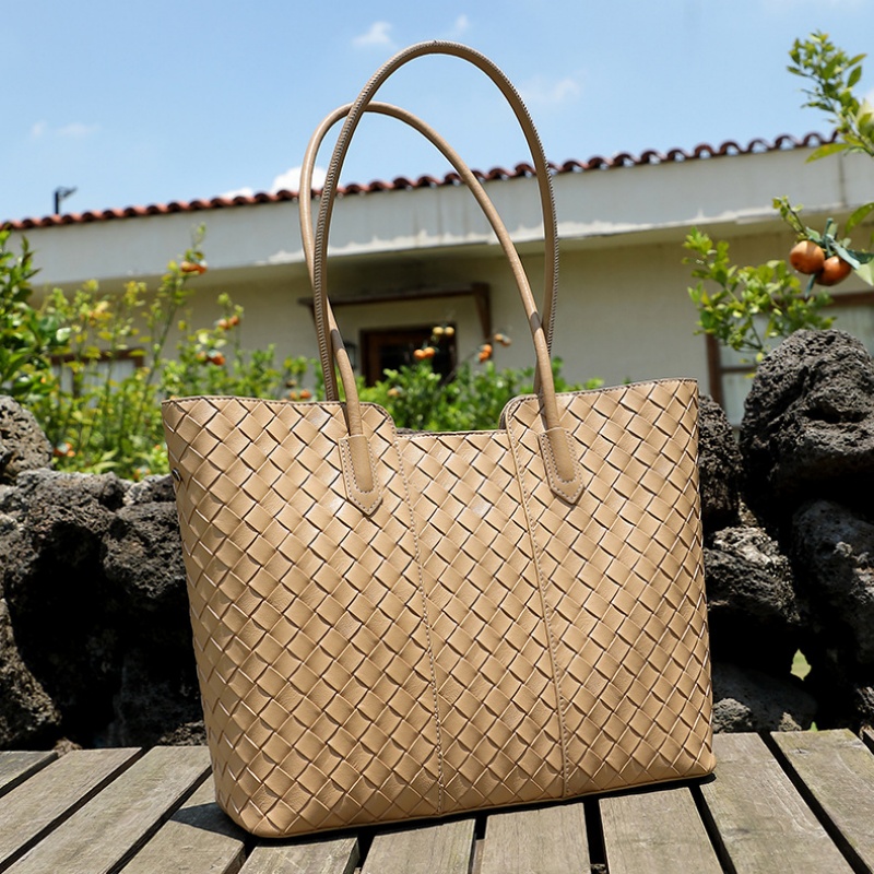 本 革 トート バッグ 柔らかい レザー 編み込み バッグ 通勤 レディース トート バッグ 革 バッグ 肩掛け 50 代 トート バッグ カジュアル マザーズ バッグ 本 革