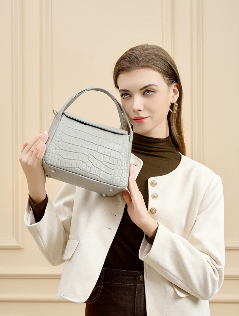 ショルダー バッグ ワニ 柄 クロコダイル 柄 ショルダー バッグ 本革 ショルダー バッグ カジュアル 3way ショルダー バッグ レディース 大人 可愛い ショルダー バッグ 30 代 女性 に 人気 の バッグ ショルダー バッグ ワニ 柄 クロコダイル 柄 ショルダー バッグ 本革 ショルダー バッグ カジュアル 3way ショルダー バッグ レディース 大人 可愛い ショルダー バッグ 30 代 女性 に 人気 の バッグ