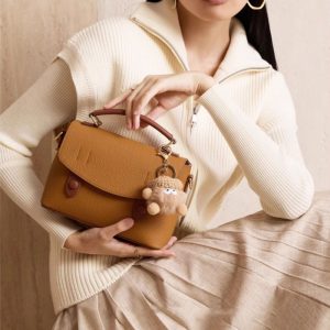 ショルダー バッグ 革 かわいい ショルダーバッグ ぬいぐるみ チャーム 大人 可愛い ショルダー バッグ ちょっとした お出かけ バッグ 女性 バッグ プレゼントカジュアル カバン