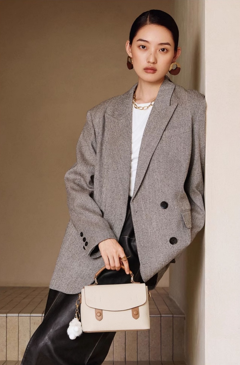 ショルダー バッグ 革 かわいい ショルダーバッグ ぬいぐるみ チャーム 大人 可愛い ショルダー バッグ ちょっとした お出かけ バッグ 女性 バッグ プレゼントカジュアル カバン