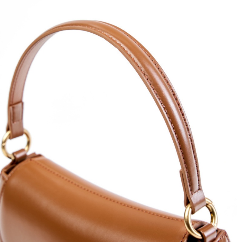 レディース ショルダーバッグ 本革 サドル バッグ 可愛い クロス ボディ ショルダー バッグ ハンドバッグ 安い かわいい ショルダー バッグ 女性 バッグ 人気 40 代 カジュアル 50 代 女性 人気 バッグ