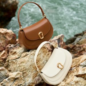 レディース ショルダーバッグ 本革 サドル バッグ 可愛い クロス ボディ ショルダー バッグ ハンドバッグ 安い かわいい ショルダー バッグ 女性 バッグ 人気 40 代 カジュアル 50 代 女性 人気 バッグ レディース ショルダーバッグ 本革 サドル バッグ 可愛い クロス ボディ ショルダー バッグ ハンドバッグ 安い かわいい ショルダー バッグ 女性 バッグ 人気 40 代 カジュアル 50 代 女性 人気 バッグ