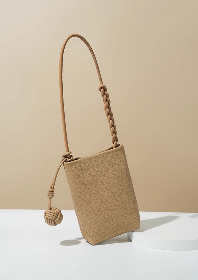 スマホ ポシェット 縦 型 本 革 ショルダー バッグ 普段 使い 可愛い ショルダー ポーチ ミニ ショルダー シンプル 大人 可愛い 斜 めがけ バッグ 軽い ミニポーチ 革 軽く て 丈夫 な ショルダー バッグ