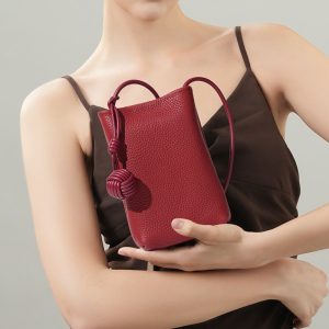 スマホ ポシェット 縦 型 本 革 ショルダー バッグ 普段 使い 可愛い ショルダー ポーチ ミニ ショルダー シンプル 大人 可愛い 斜 めがけ バッグ 軽い ミニポーチ 革 軽く て 丈夫 な ショルダー バッグ