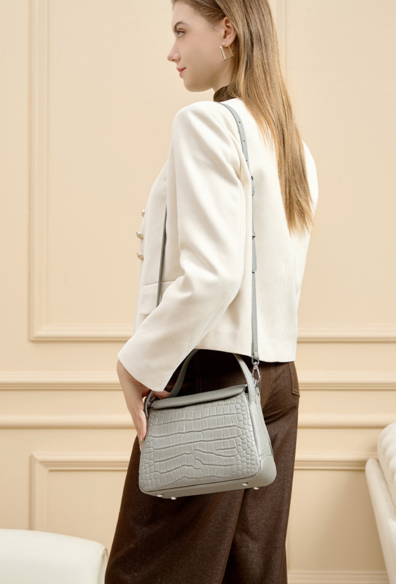 ショルダー バッグ ワニ 柄 クロコダイル 柄 ショルダー バッグ 本革 ショルダー バッグ カジュアル 3way ショルダー バッグ レディース 大人 可愛い ショルダー バッグ 30 代 女性 に 人気 の バッグ ショルダー バッグ ワニ 柄 クロコダイル 柄 ショルダー バッグ 本革 ショルダー バッグ カジュアル 3way ショルダー バッグ レディース 大人 可愛い ショルダー バッグ 30 代 女性 に 人気 の バッグ