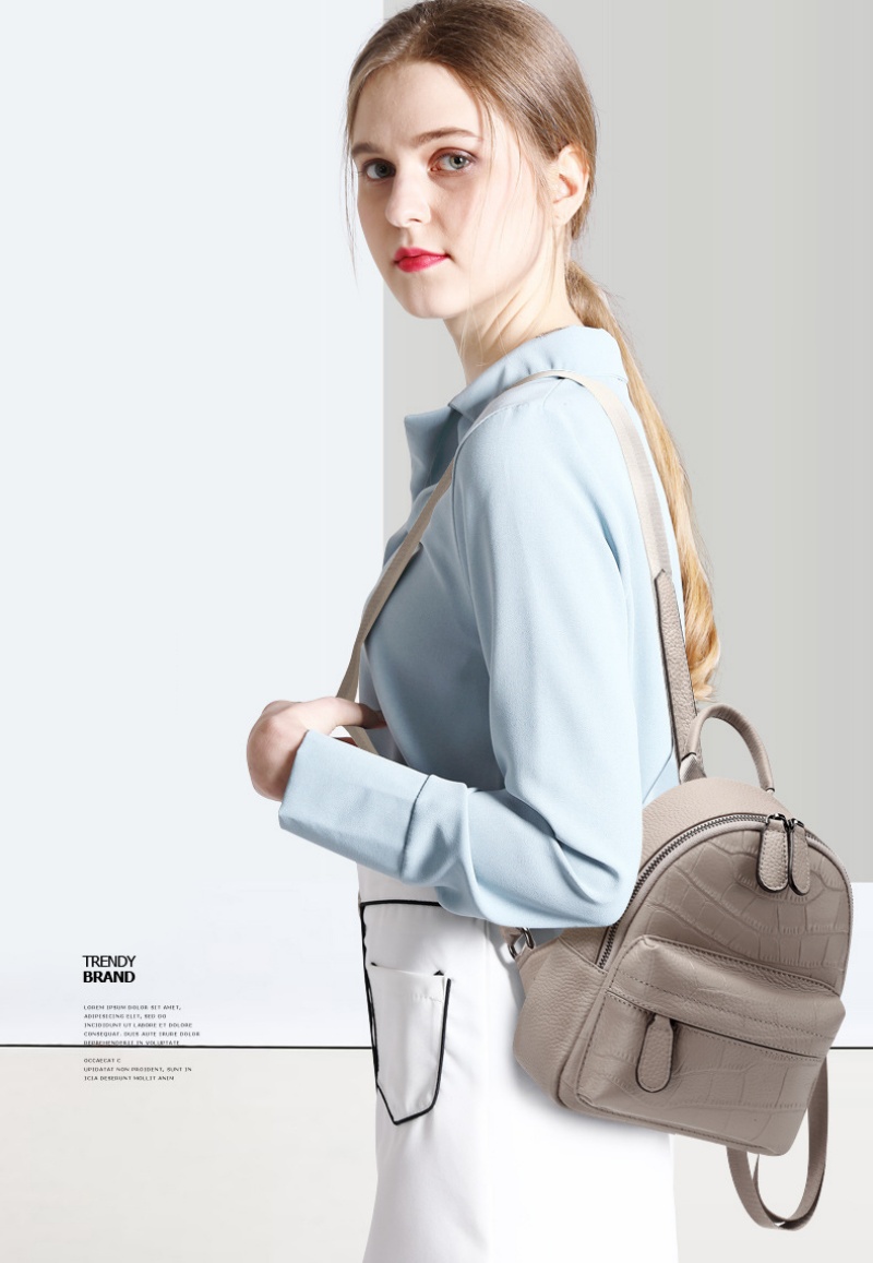 ワニ 柄 リュック サック 小さい バック パック 本革 バックパック 本 革 の リュック サック 大人 バック パック おしゃれ リュック サック レディース 軽量 カジュアル カバン