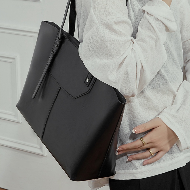 11月上旬新作おすすめ☆秋コーデにふさわしい本革バッグ