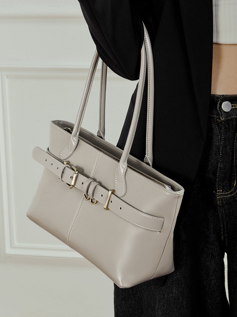 本革 トート バッグ ブラック フォーマル バッグ 通勤 バッグ 女性 40代 A4対応 肩掛け トートバッグ 通勤カバン レディース トートバッグ レディース 軽い