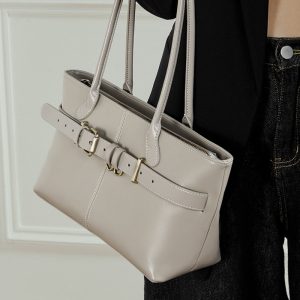 本革 トート バッグ ブラック フォーマル バッグ 通勤 バッグ 女性 40代 A4対応 肩掛け トートバッグ 通勤カバン レディース トートバッグ レディース 軽い