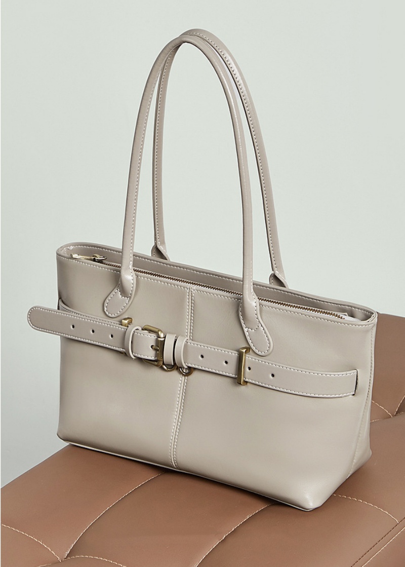 本革 トート バッグ ブラック フォーマル バッグ 通勤 バッグ 女性 40代 A4対応 肩掛け トートバッグ 通勤カバン レディース トートバッグ レディース 軽い