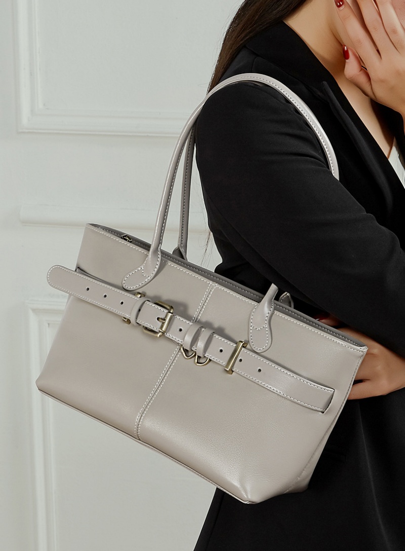 本革 トート バッグ ブラック フォーマル バッグ 通勤 バッグ 女性 40代 A4対応 肩掛け トートバッグ 通勤カバン レディース トートバッグ レディース 軽い