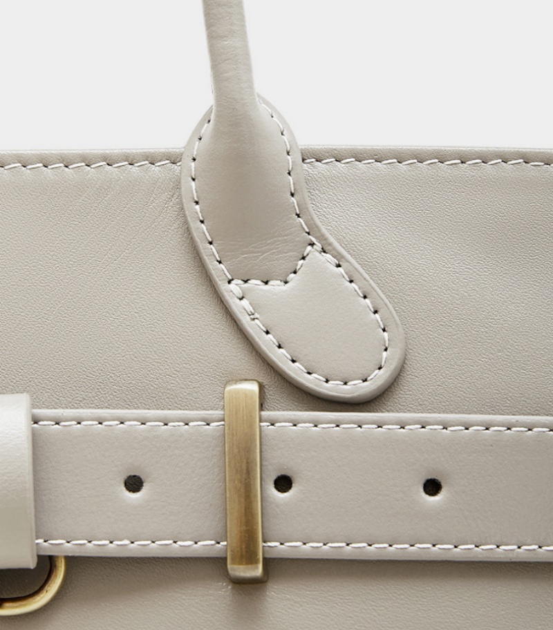 本革 トート バッグ ブラック フォーマル バッグ 通勤 バッグ 女性 40代 A4対応 肩掛け トートバッグ 通勤カバン レディース トートバッグ レディース 軽い 本革 トート バッグ ブラック フォーマル バッグ 通勤 バッグ 女性 40代 A4対応 肩掛け トートバッグ 通勤カバン レディース トートバッグ レディース 軽い