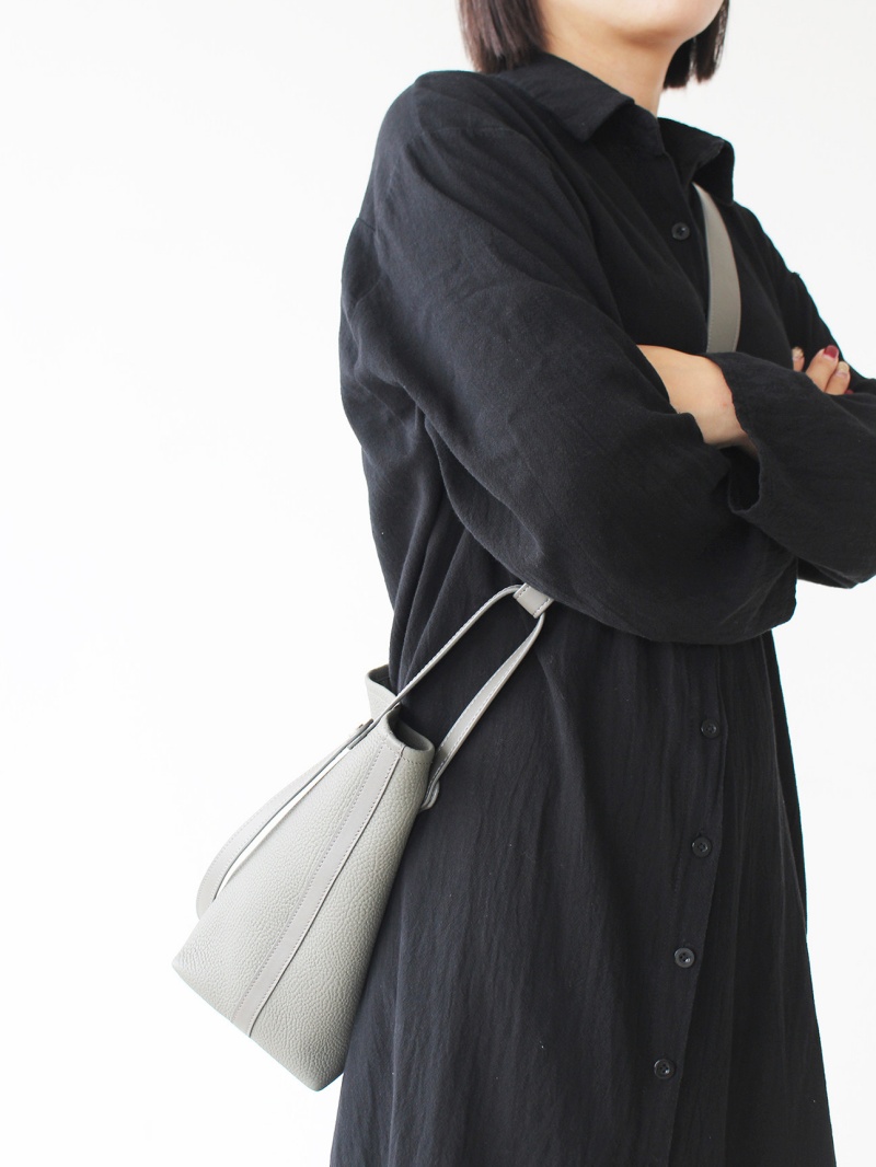 バケツ 型 トート バッグ 革 ミニポーチ 付き ショルダー バッグ 3way ショルダー バッグ レディース 女性 バッグ 人気 40 代 カジュアル 本 革 おしゃれ バッグ