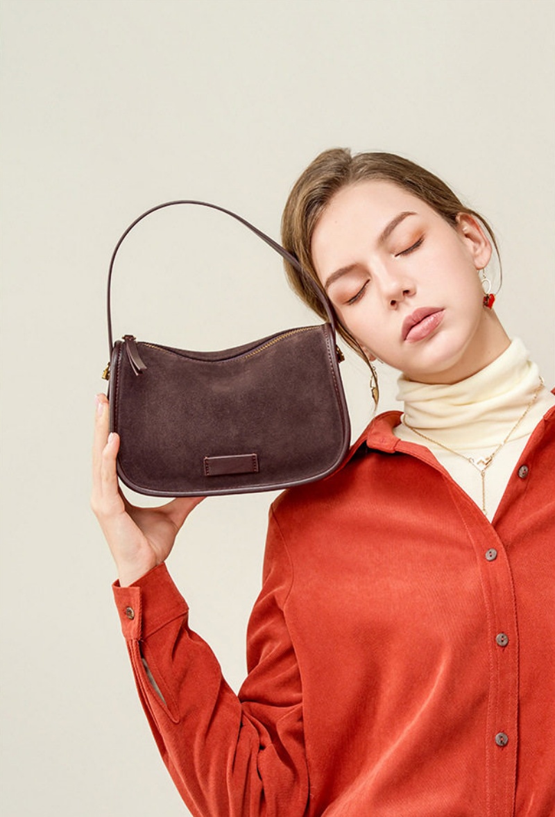 スエード ショルダー バッグ 本 革 ミニ ショルダー バッグ レディース 枕 型 ショルダー バッグ 可愛い ハンドバッグ ミニ ショルダーバッグ 大人 可愛い 冬 バッグ カジュアル カバン レディース