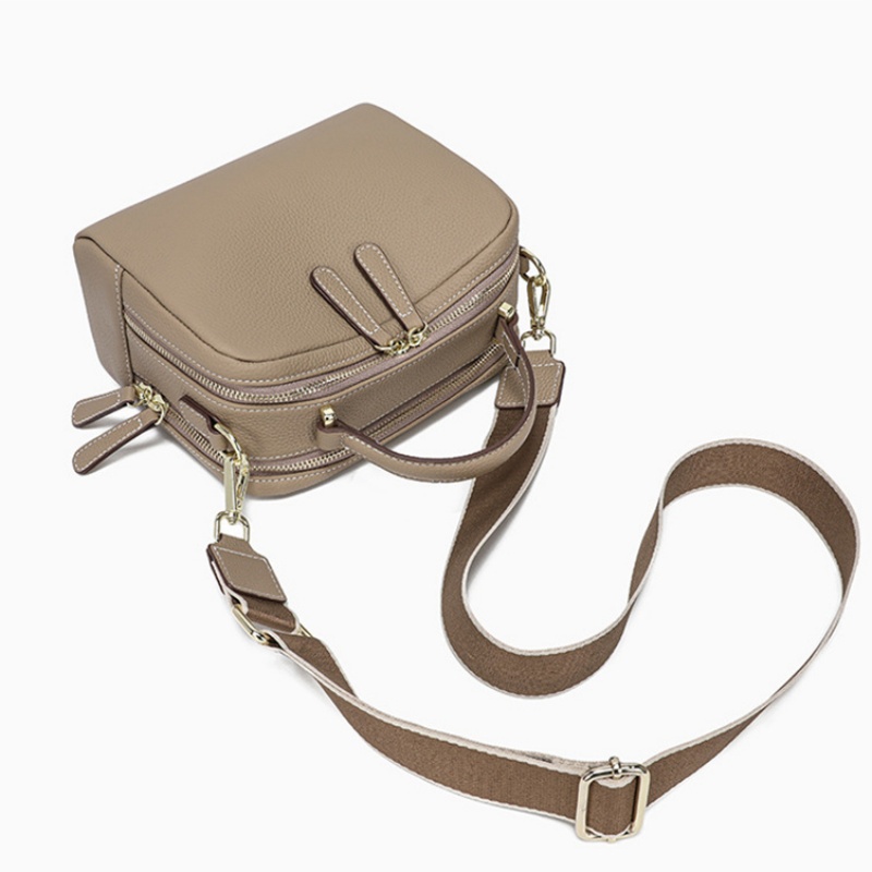 グレージュ ショルダー バッグ 本革 ショルダーバッグ レディース 卒業式 バッグ マザーズ バッグ 本 革 ショルダー バッグ 普段 使い 入園 式 カバン ショルダー バッグ レディース 人気 斜 めがけ 女性 バッグ 人気 50 代