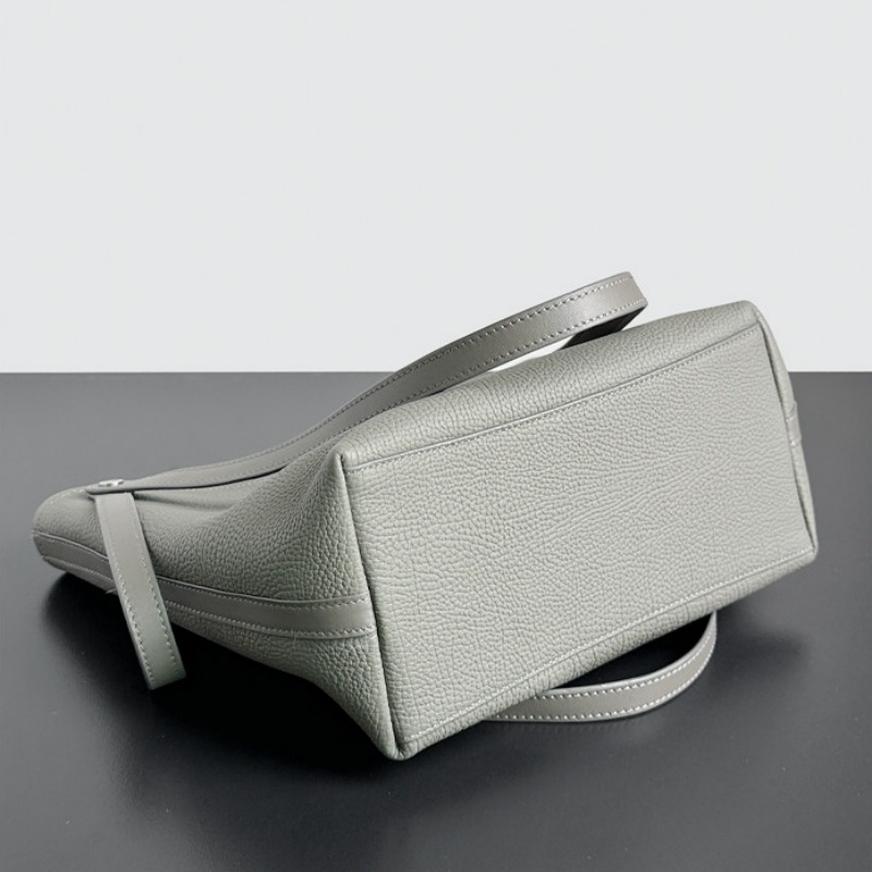 バケツ 型 トート バッグ 革 ミニポーチ 付き ショルダー バッグ 3way ショルダー バッグ レディース 女性 バッグ 人気 40 代 カジュアル 本 革 おしゃれ バッグ