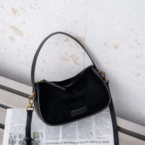 スエード ショルダー バッグ 本 革 ミニ ショルダー バッグ レディース 枕 型 ショルダー バッグ 可愛い ハンドバッグ ミニ ショルダーバッグ 大人 可愛い 冬 バッグ カジュアル カバン レディース