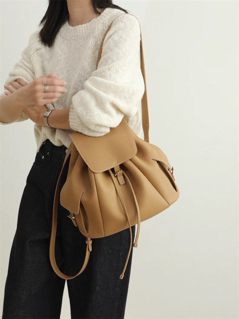 本革 リュック レディース レザー リュック かわいい 大人 カジュアル カバン 大人 バック パック おしゃれ 革 製 リュック サック レディース通勤 通学