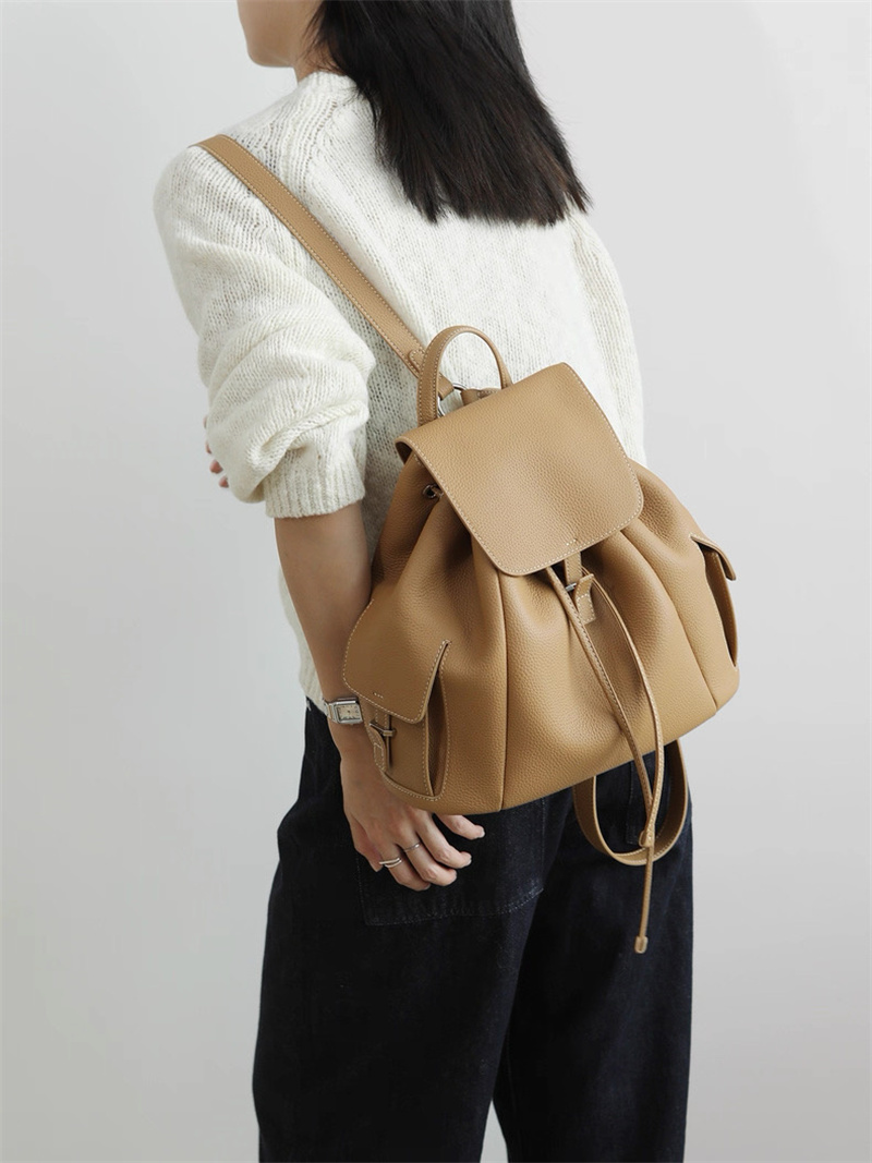 本革 リュック レディース レザー リュック かわいい 大人 カジュアル カバン 大人 バック パック おしゃれ 革 製 リュック サック レディース通勤 通学