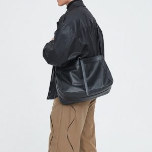 本革 ショルダーバッグ メンズ バッグ 斜 めがけ 大 容量 メンズバッグ レザー 肩掛けバッグ 黒 メッセンジャー バッグ メンズ カバン 通勤 通学 ブラック 本革 ショルダーバッグ メンズ バッグ 斜 めがけ 大 容量 メンズバッグ レザー 肩掛けバッグ 黒 メッセンジャー バッグ メンズ カバン 通勤 通学 ブラック