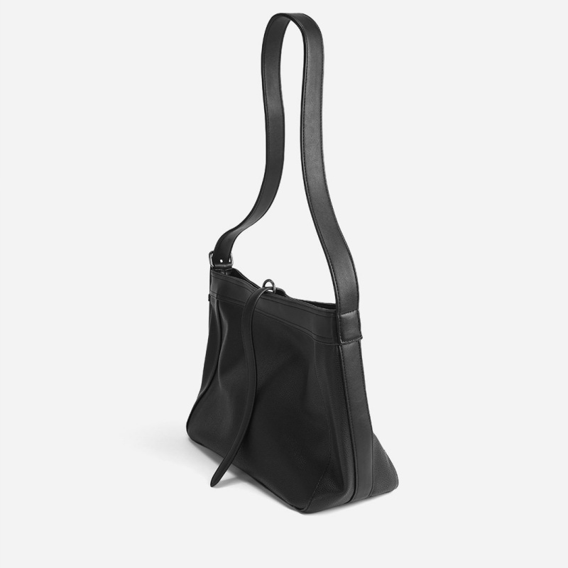 本革 ショルダーバッグ メンズ バッグ 斜 めがけ 大 容量 メンズバッグ レザー 肩掛けバッグ 黒 メッセンジャー バッグ メンズ カバン 通勤 通学 ブラック