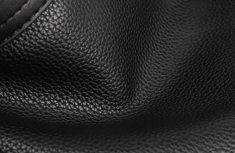 本革 ショルダーバッグ メンズ バッグ 斜 めがけ 大 容量 メンズバッグ レザー 肩掛けバッグ 黒 メッセンジャー バッグ メンズ カバン 通勤 通学 ブラック