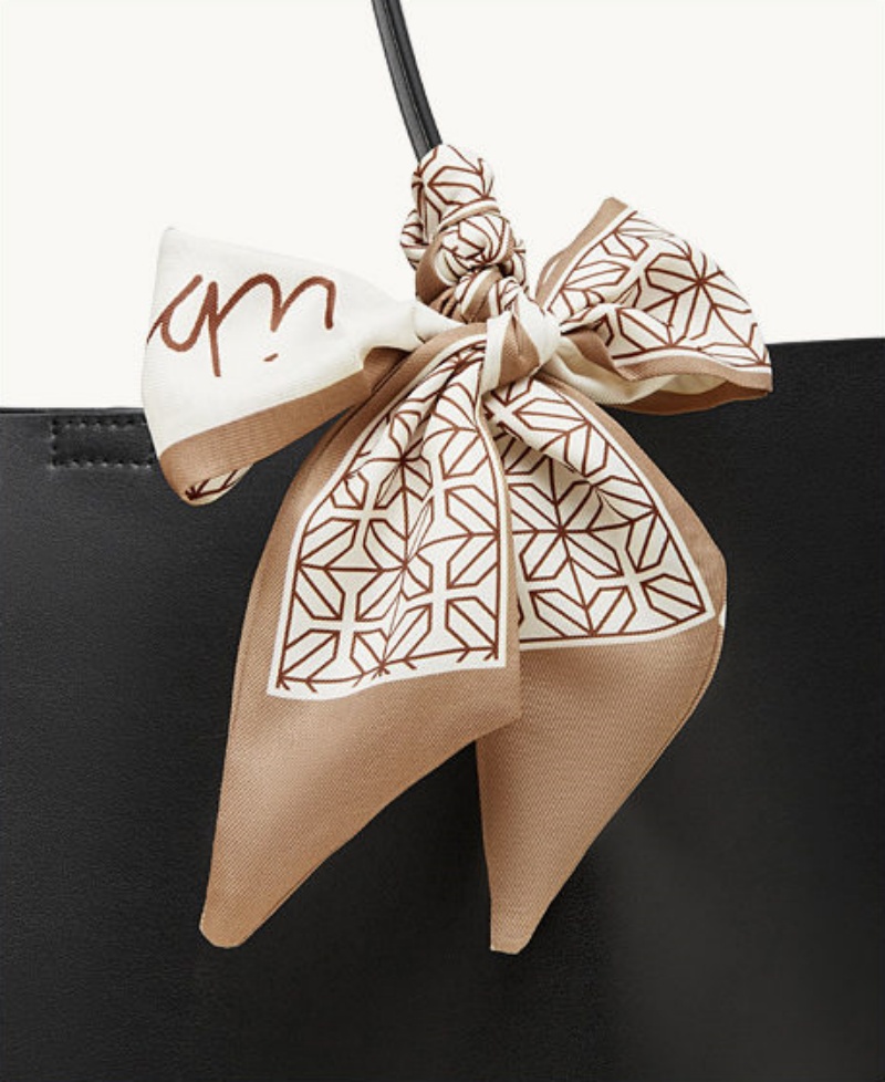 本革 トートバッグ レディース A4対応 通勤バッグ スカーフ付き レザーバッグ 大容量 バッグ 大人可愛い ビジネス 肩掛け バッグ 牛革 シンプル 軽量