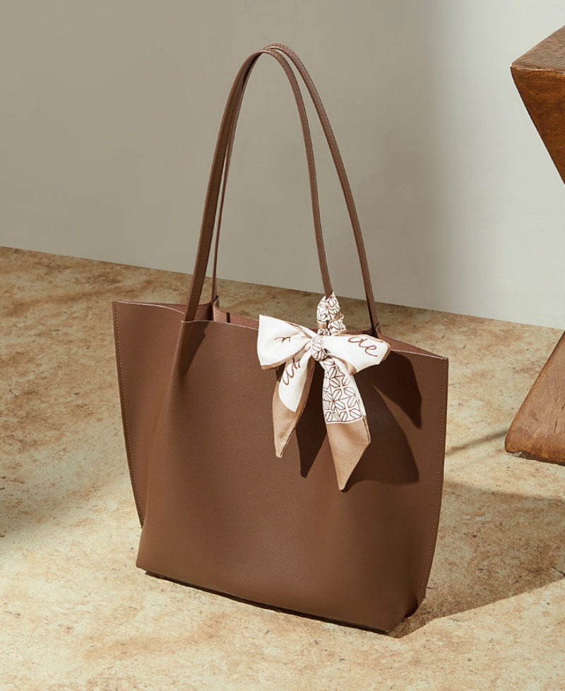 本革 トートバッグ レディース A4対応 通勤バッグ スカーフ付き レザーバッグ 大容量 バッグ 大人可愛い ビジネス 肩掛け バッグ 牛革 シンプル 軽量