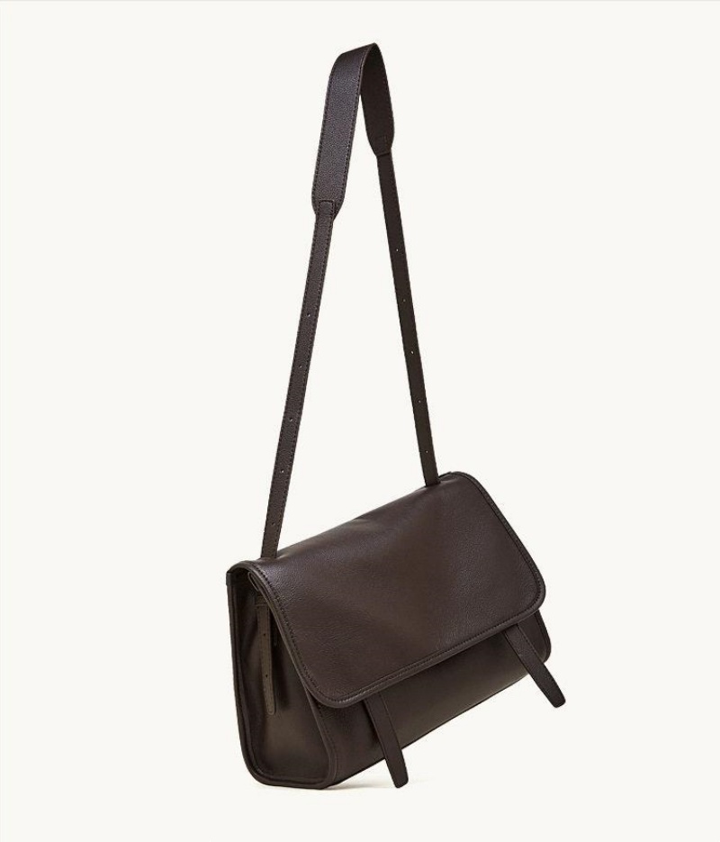 本革 メッセンジャーバッグ 革 製 ショルダー バッグ メンズ バッグ レディース カジュアル 通勤バッグ a4 レディース ビジネス バッグ a4 通学 旅行 おしゃれ シンプル