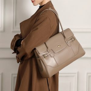 ボストン バッグ 本 革 大 容量 トート バッグ レディース バッグ ヴィンテージ風 オフィス バッグ a4 レディース 通勤 バッグ レディース 40 代 レディース ビジネス バッグ a4 ボストン バッグ 本 革 大 容量 トート バッグ レディース バッグ ヴィンテージ風 オフィス バッグ a4 レディース 通勤 バッグ レディース 40 代 レディース ビジネス バッグ a4