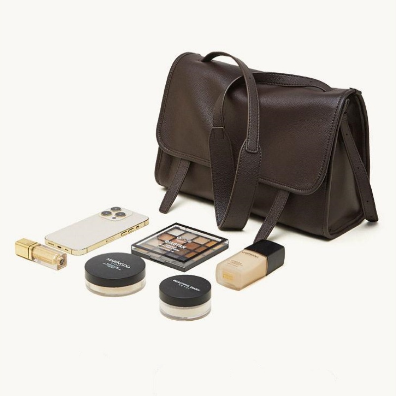 本革 メッセンジャーバッグ 革 製 ショルダー バッグ メンズ バッグ レディース カジュアル 通勤バッグ a4 レディース ビジネス バッグ a4 通学 旅行 おしゃれ シンプル