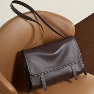 本革 メッセンジャーバッグ 革 製 ショルダー バッグ メンズ バッグ レディース カジュアル 通勤バッグ a4 レディース ビジネス バッグ a4 通学 旅行 おしゃれ シンプル