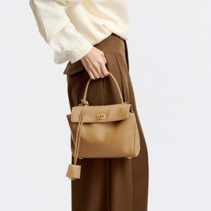 ショルダーバッグ レディース 本革 ハンドバッグ レザー 2way 本 革 ショルダー バッグ 斜めがけ バッグ おしゃれ フォーマル バッグ レディース 冠 婚 葬祭 バッグ オフィス カジュアル カバン