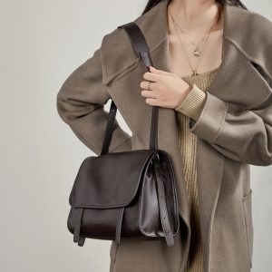 Simple Slider 本革 メッセンジャーバッグ 革 製 ショルダー バッグ メンズ バッグ レディース カジュアル 通勤バッグ a4 レディース ビジネス バッグ a4 通学 旅行 おしゃれ シンプル