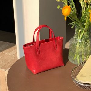 本革 ミニトートバッグ 2WAY ショルダーバッグ レディース 牛革 レディース レザーバッグ コンパクト 小さめ カバン 鞄 斜めがけ 軽量 レトロ シンプル ギフト 本革 ミニトートバッグ 2WAY ショルダーバッグ レディース 牛革 レディース レザーバッグ コンパクト 小さめ カバン 鞄 斜めがけ 軽量 レトロ シンプル ギフト