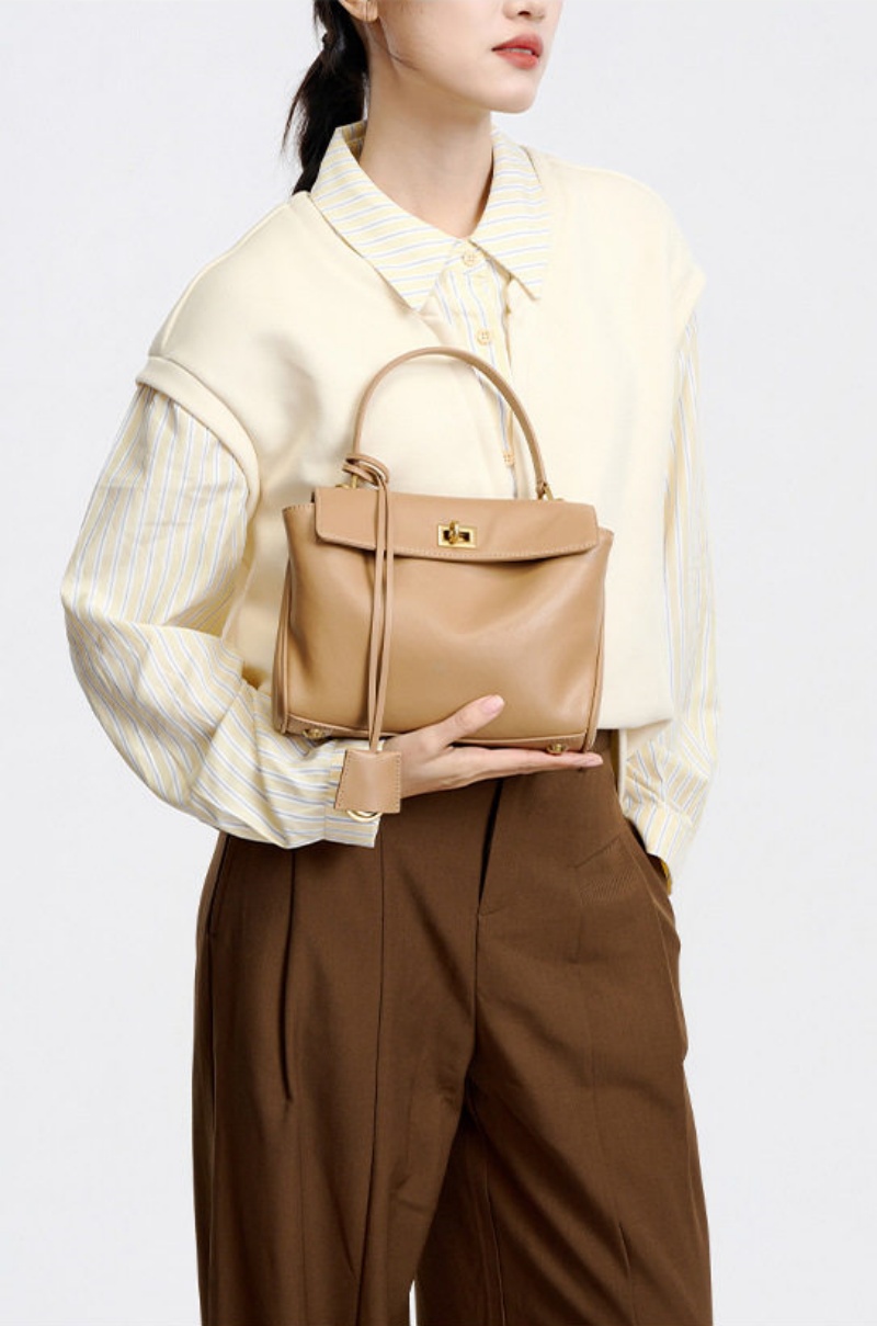 ショルダーバッグ レディース 本革 ハンドバッグ レザー 2way 本 革 ショルダー バッグ 斜めがけ バッグ おしゃれ フォーマル バッグ レディース 冠 婚 葬祭 バッグ オフィス カジュアル カバン